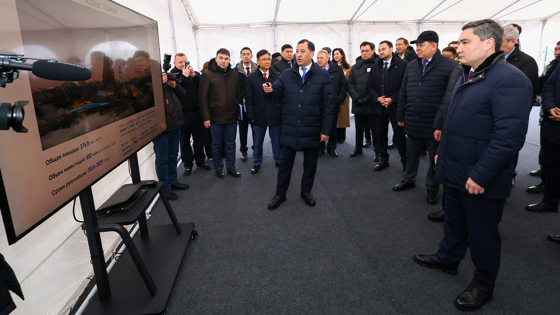 Президент тапсырмаларын орындау: Олжас Бектенов Алатау қаласының инвестициялық және инфрақұрылымдық жобаларымен танысты
